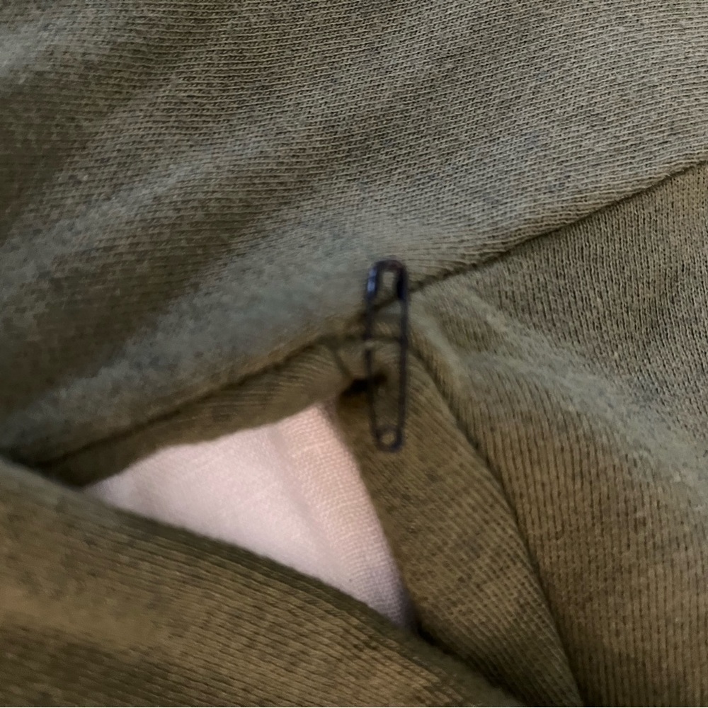 Treasure & Bond Sweatshirt - Picture 6 of 9